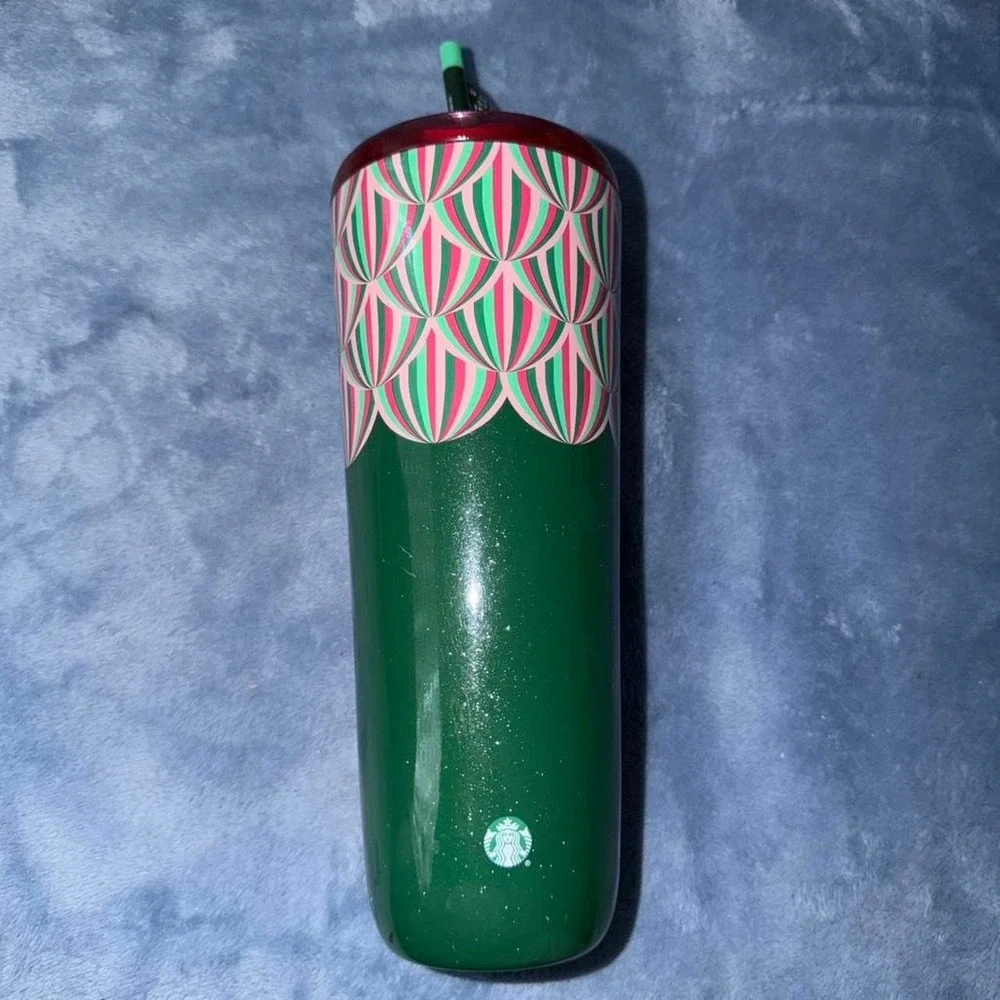 Starbucks 2024‎ 24 oz Venti Cup Rare Design Sip or Straw Christmas NWT